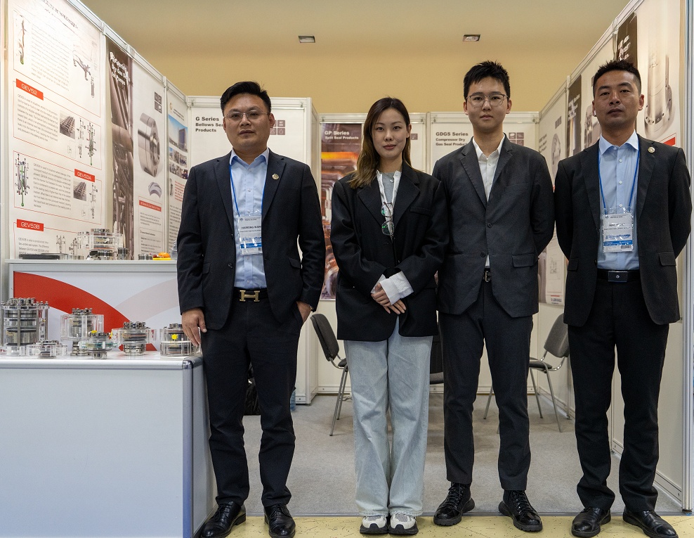 江蘇金鷹流體精彩亮相俄羅斯國際石油與天然氣展會(huì)